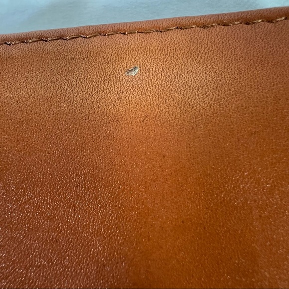 Hobo International Long Bi-Fold Leather Wallet w/ Snap Pouch & ID Display - Picture 14 of 16